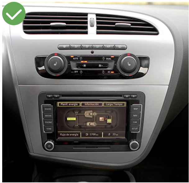 autoradio leon 2.png